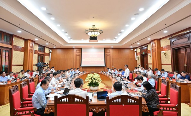 Triển khai quyết liệt, đồng bộ, hiệu quả các nhiệm vụ về chuyển đổi số