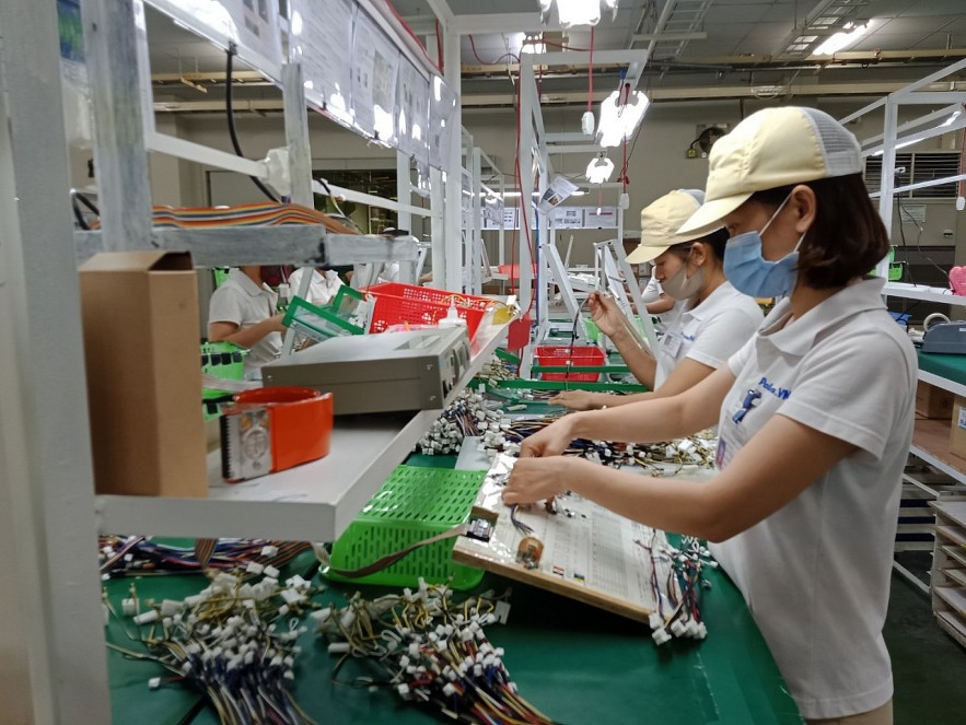 chinh-sach-giam-tru-gia-canh-gop-phan-dieu-tiet-thu-nhap-cua-cac-tang-lop-dan-cu