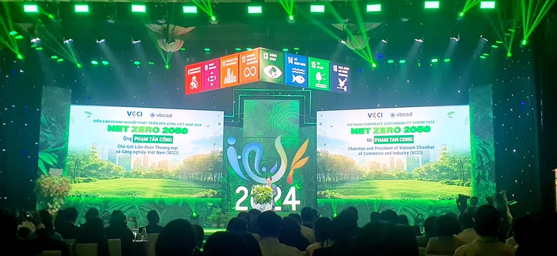 Việt Nam cam kết mạnh mẽ phấn đấu đạt Net Zero 2050