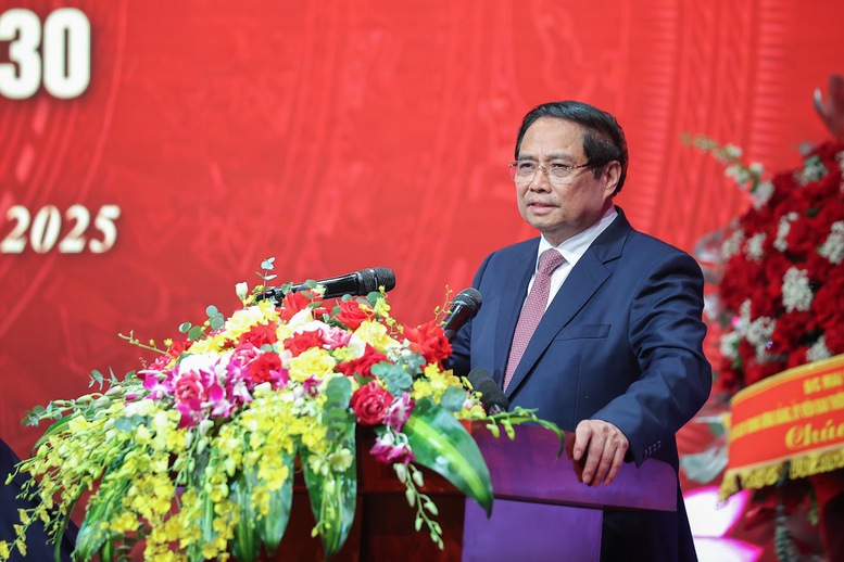 thu-tuong-bao-chi-phai-kien-tao-duoc-cac-dong-thong-tin-tich-cuc-chu-luu