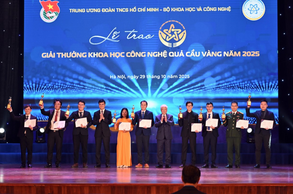 qua-cau-vang-2026-tu-ton-vinh-tai-nang-den-ket-noi-nguon-luc-khoa-hoc-tre