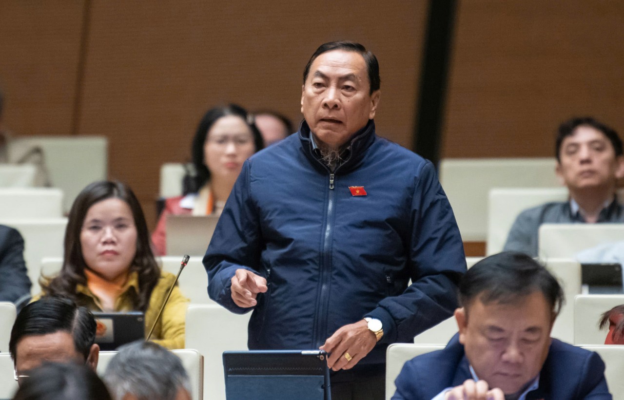 de-xuat-co-che-chia-se-hai-hoa-loi-ich-rui-ro-khi-nghien-cuu-khoa-hoc