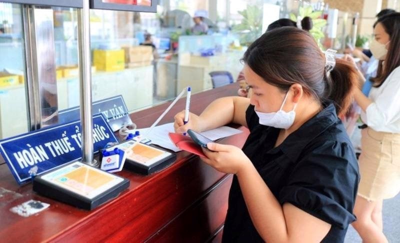 Từ ngày 21.7, thông đồng, bao che người nộp thuế nhằm ngăn cản cơ quan thuế xác minh thông tin bị phạt tới 100 triệu đồng