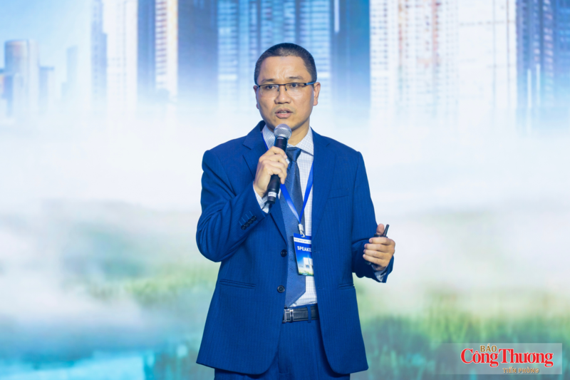 vifc-va-bai-toan-dan-von-xanh-nhin-tu-ba-trung-tam-tai-chinh-quoc-te
