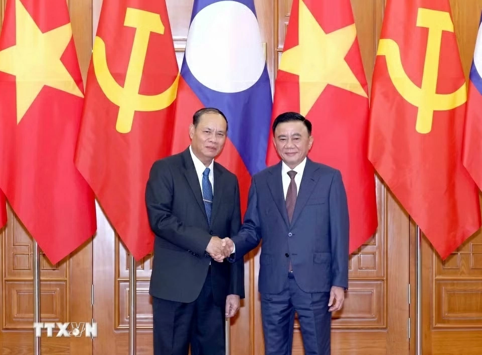 Đưa quan hệ hữu nghị vĩ đại Việt Nam - Lào phát triển thực chất, bền vững
