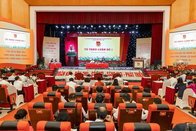 nhung-y-kien-thang-than-sau-sac-dong-gop-vao-du-thao-van-kien-trinh-dai-hoi-dai-bieu-dang-bo-mttq-cac-doan-the-trung-uong-lan-thu-i