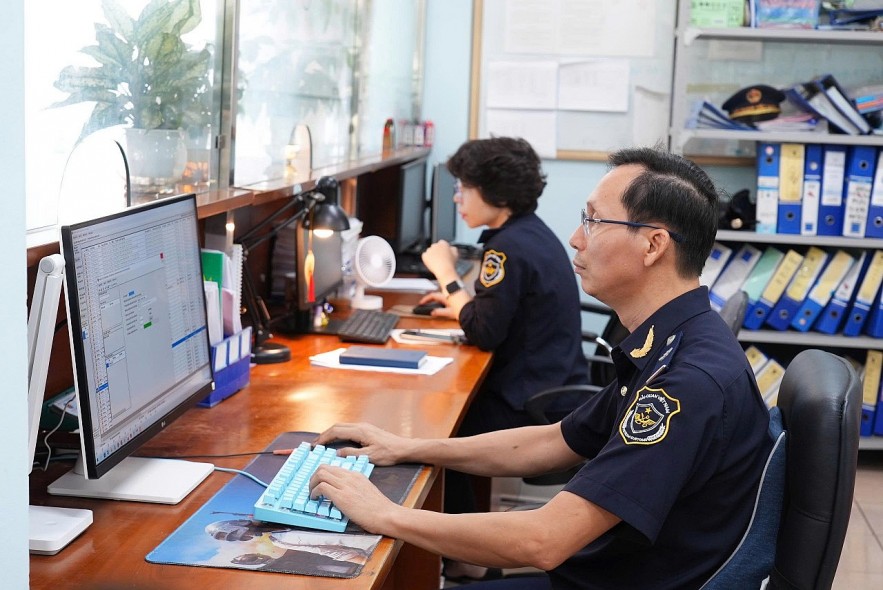 hai-quan-nhan-dien-vuong-mac-cua-doanh-nghiep-de-thao-go