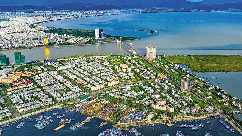 15.a t4 tp Dà Nẵng.jpg