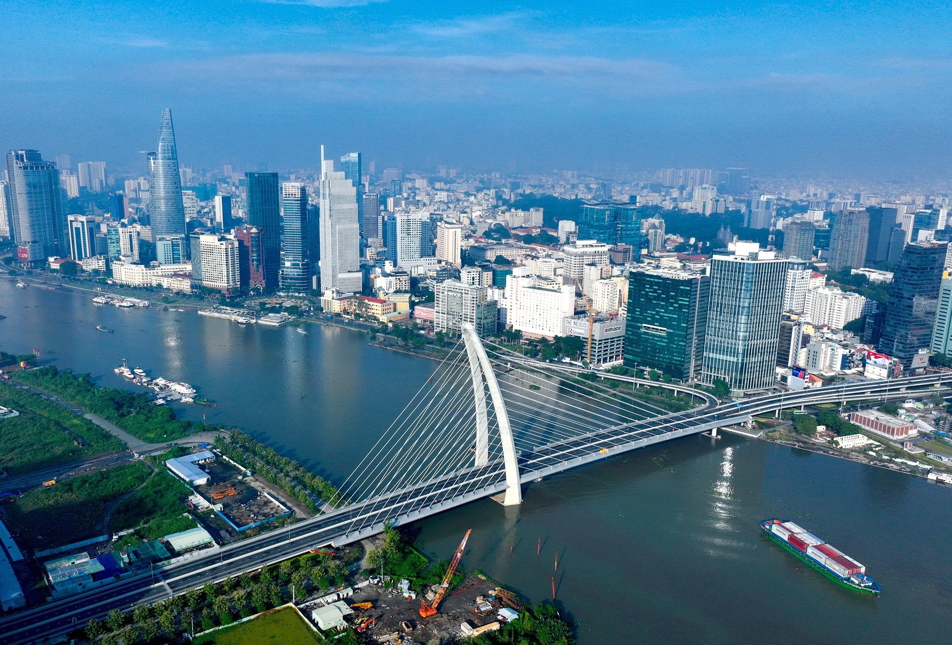 tphcm-moi-khong-gian-mo-rong-nen-mong-cho-sieu-do-thi-khu-vuc