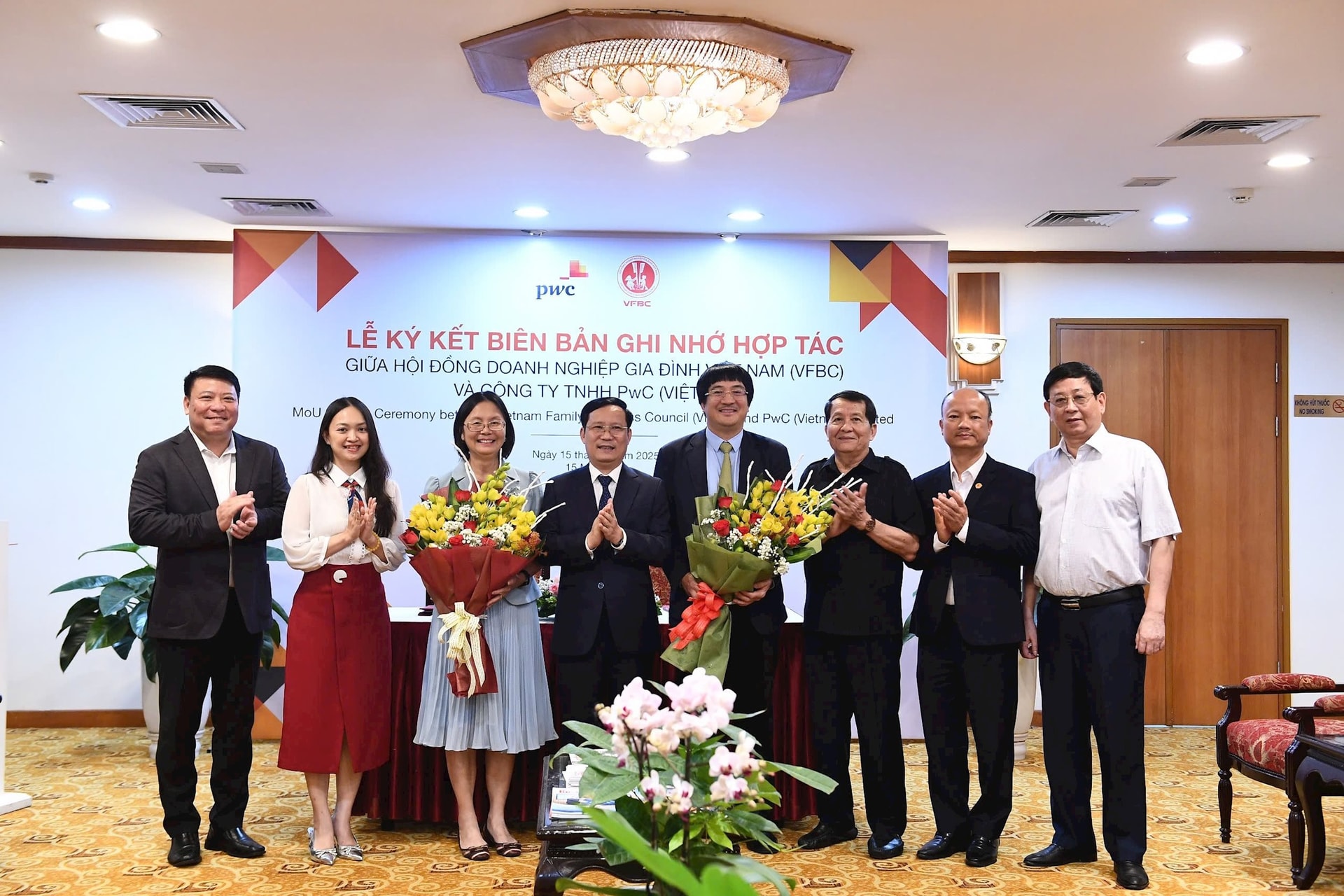 xay-dung-va-phat-trien-doanh-nghiep-gia-dinh-viet-nam