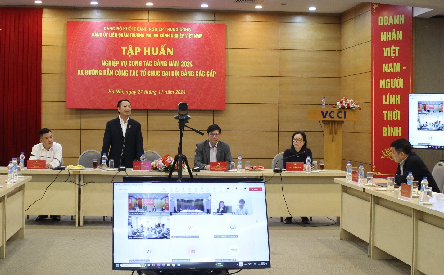 Đồng chí Nguyễn Quang Vinh, Bí thư Đảng ủy, Phó Chủ tịch VCCI phát biểu bế mạc Hội nghị.jpg