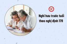 doi-tuong-nao-duoc-nghi-huu-truoc-tuoi-theo-nghi-dinh-178