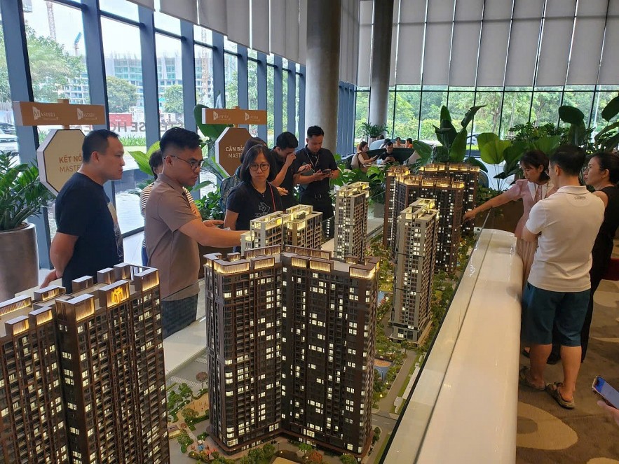 thi-truong-dia-oc-vao-song-kich-cau