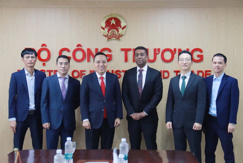 viet-nam-tro-thanh-thanh-vien-cua-co-quan-nang-luong-tai-tao-quoc-te