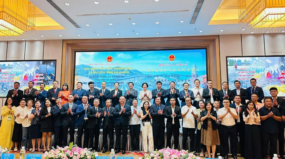 an-giang-tang-cuong-ket-noi-thuong-mai-du-lich-voi-quang-tay-trung-quoc