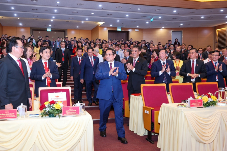 thu-tuong-xay-dung-nganh-ngoai-giao-chuyen-nghiep-van-minh-hien-dai-nhan-van-hieu-qua