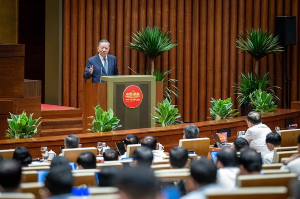 Kết luận của đồng chí Tổng Bí thư, Chủ tịch nước Tô Lâm tại Hội nghị toàn quốc sơ kết 1 năm 6 tháng triển khai thực hiện Nghị quyết số 57