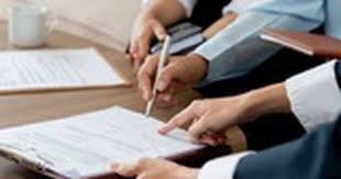 co-ap-dung-luat-moi-de-sua-hop-dong-cua-goi-thau-ky-truoc-172025