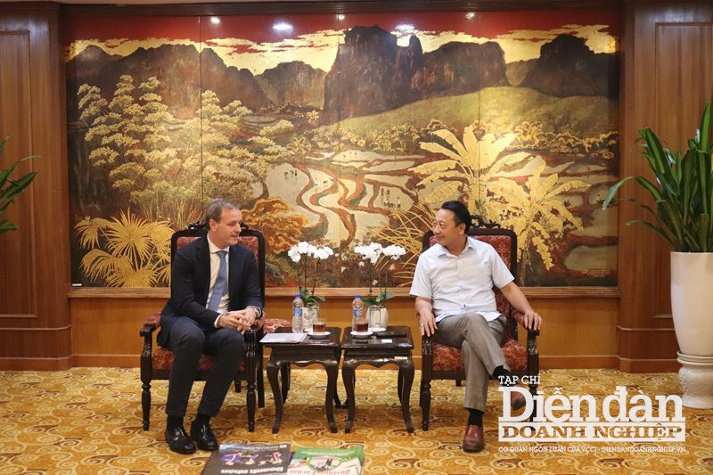 VCCI cùng Heineken tiếp tục đẩy mạnh hợp tác thúc đẩy phát triển bền vững tại Việt Nam