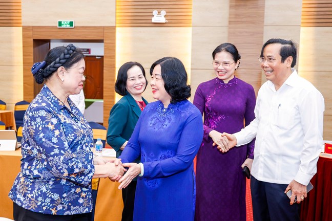 hoi-nghi-doan-chu-tich-uy-ban-trung-uong-mat-tran-to-quoc-viet-nam-lan-thu-nhat-khoa-xi