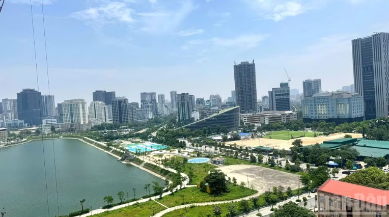 Thị trường nhà ở Hà Nội và Thành phố Hồ Chí Minh điều chỉnh theo nhu cầu ở thực