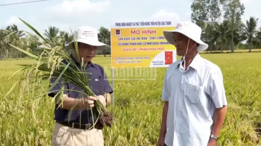 giup-nong-dan-yen-tam-san-xuat-lam-giau-tu-nong-nghiep