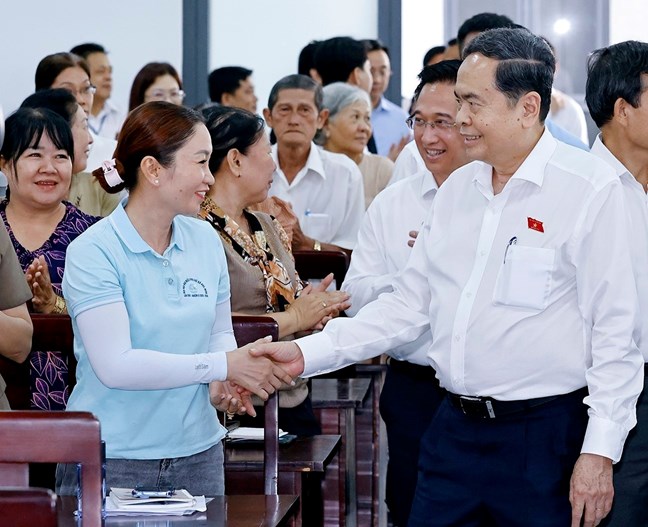 Xây dựng cơ chế, chính sách đặc thù đáp ứng yêu cầu sắp xếp tổ chức bộ máy và tạo động lực phát triển đất nước trong giai đoạn mới