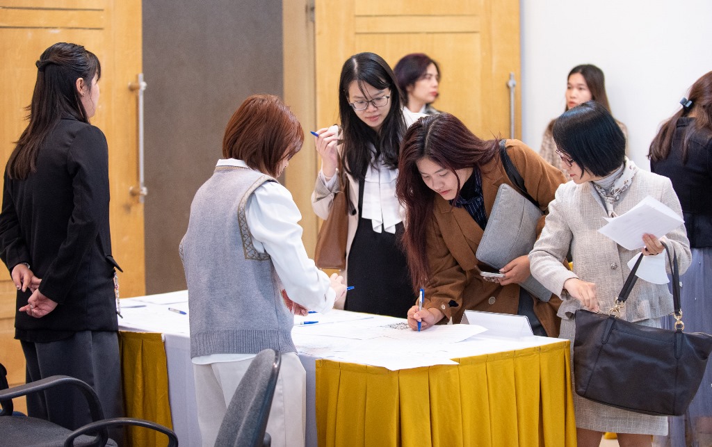Hội thảo khoa học quốc tế về ngành Dược “Nâng cao năng lực cho các doanh nghiệp và cơ quan quản lý trong thực hành tốt về đăng ký, quản lý thuốc và thực thi hiệu quả pháp luật về dược” ngày 16/12/2025