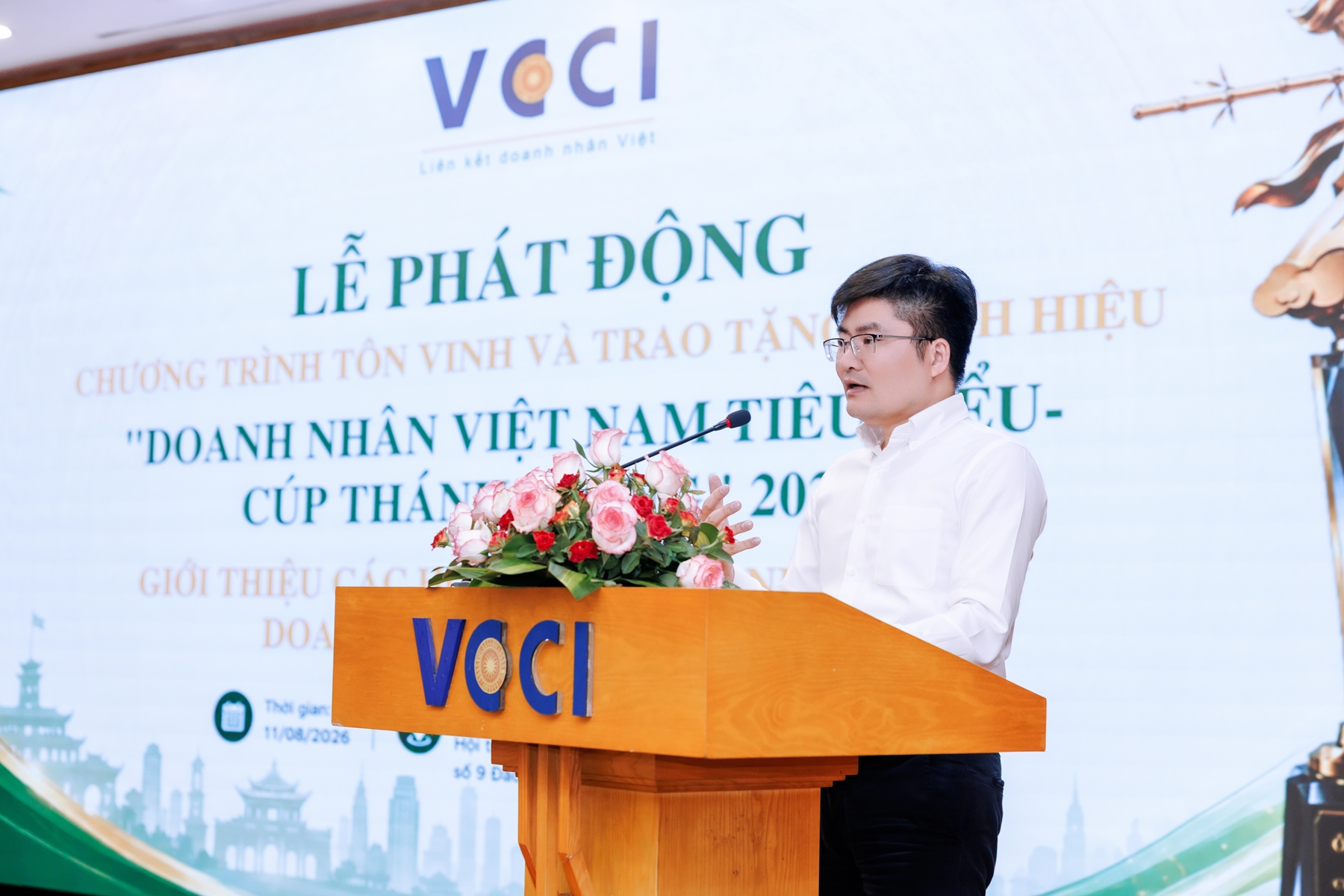 “Doanh nhân Việt Nam tiêu biểu - Cúp Thánh Gióng” 11/8/2026
