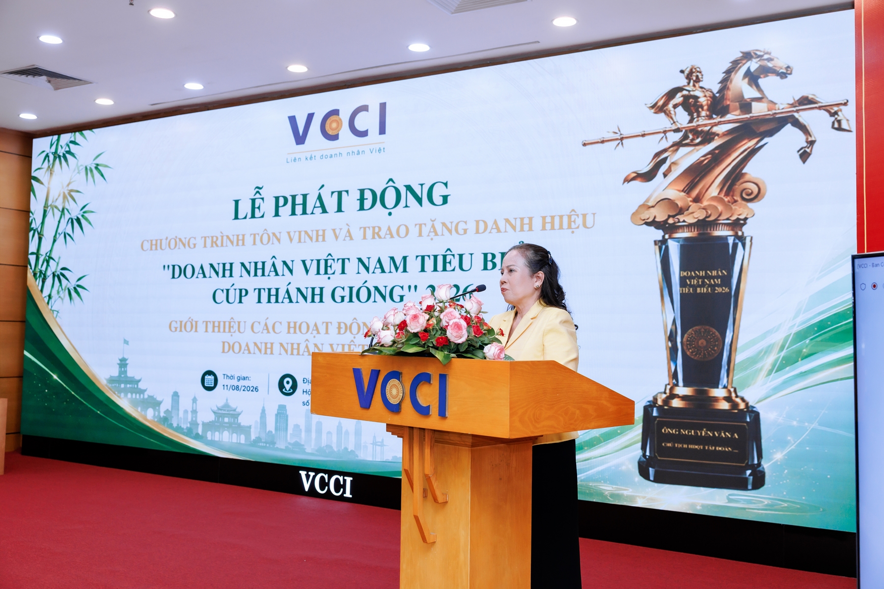 “Doanh nhân Việt Nam tiêu biểu - Cúp Thánh Gióng” 11/8/2026