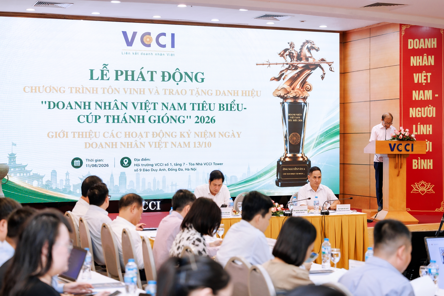 “Doanh nhân Việt Nam tiêu biểu - Cúp Thánh Gióng” 11/8/2026