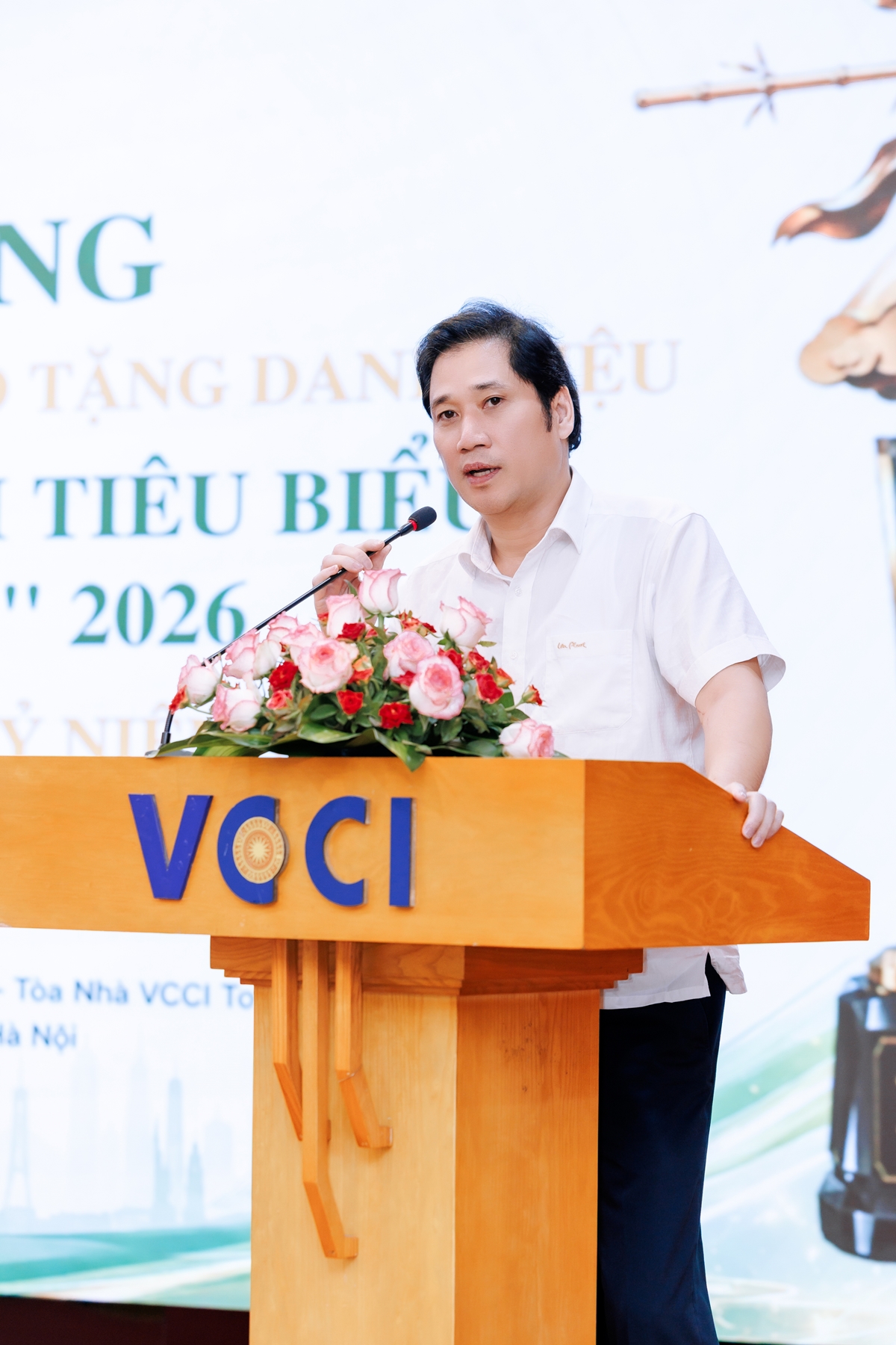 “Doanh nhân Việt Nam tiêu biểu - Cúp Thánh Gióng” 11/8/2026