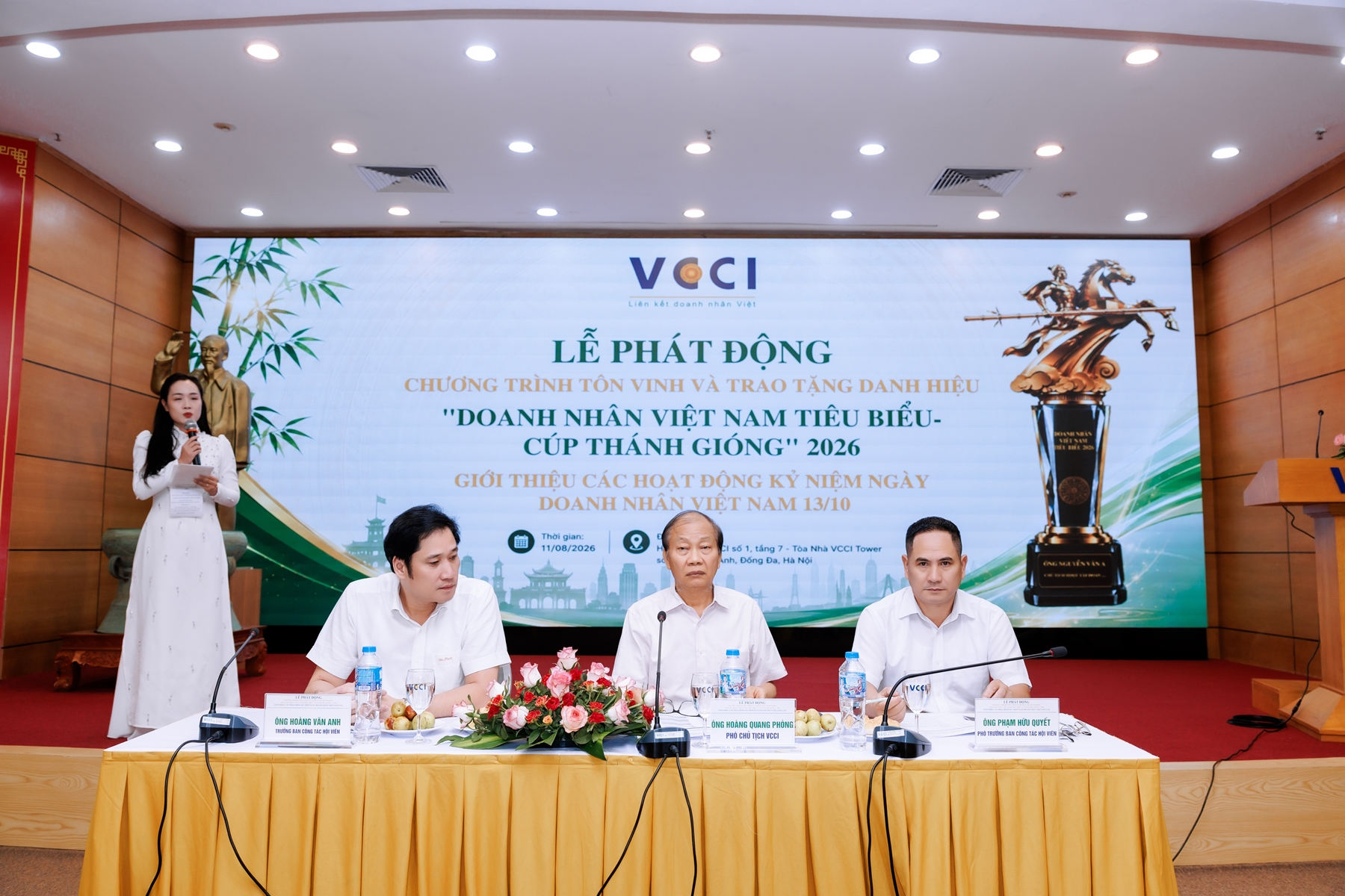 “Doanh nhân Việt Nam tiêu biểu - Cúp Thánh Gióng” 11/8/2026