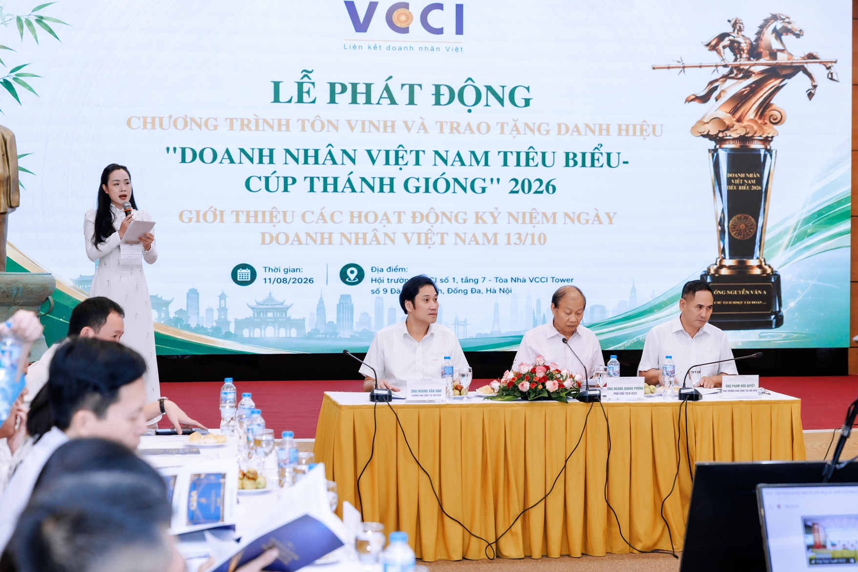“Doanh nhân Việt Nam tiêu biểu - Cúp Thánh Gióng” 11/8/2026