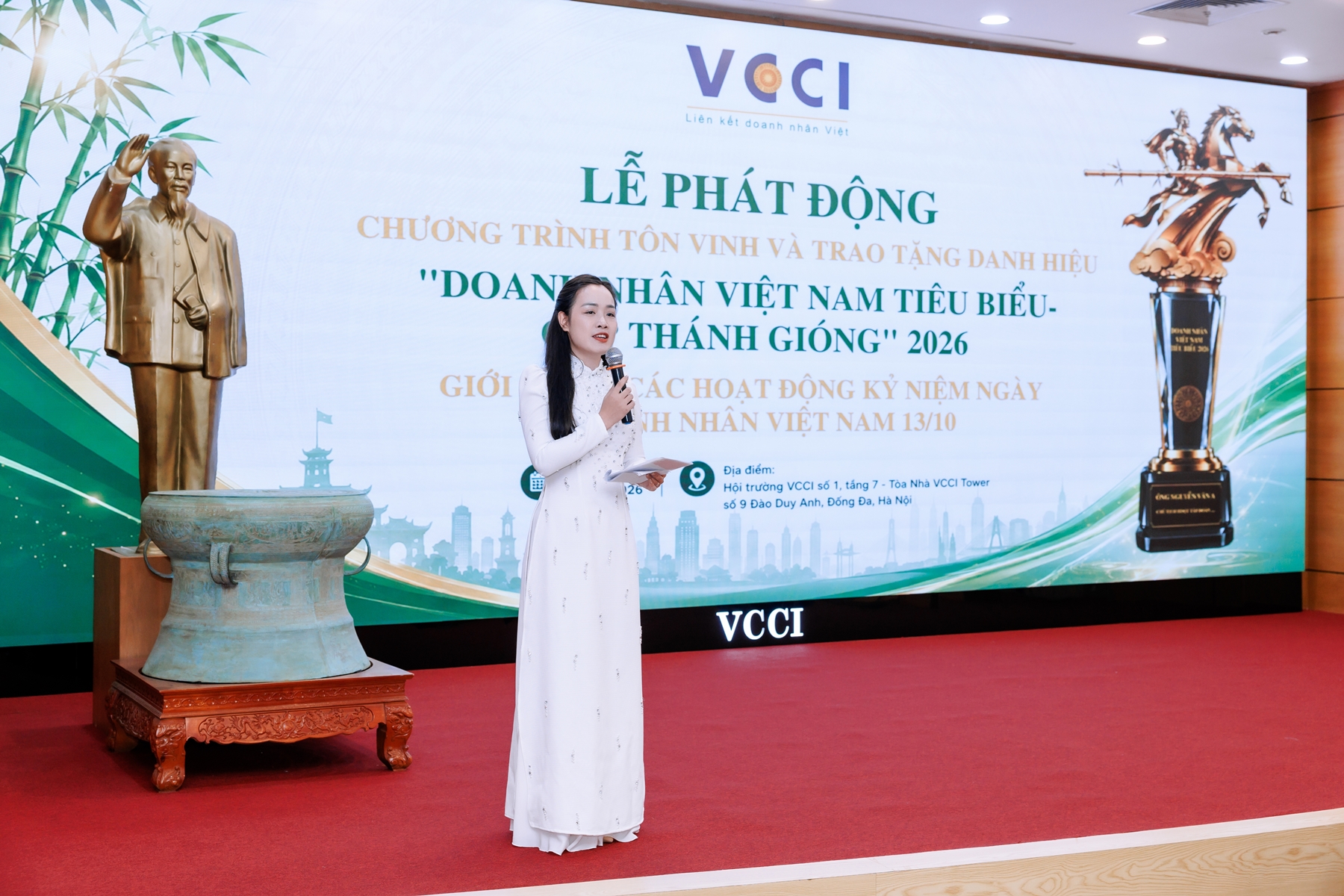 “Doanh nhân Việt Nam tiêu biểu - Cúp Thánh Gióng” 11/8/2026