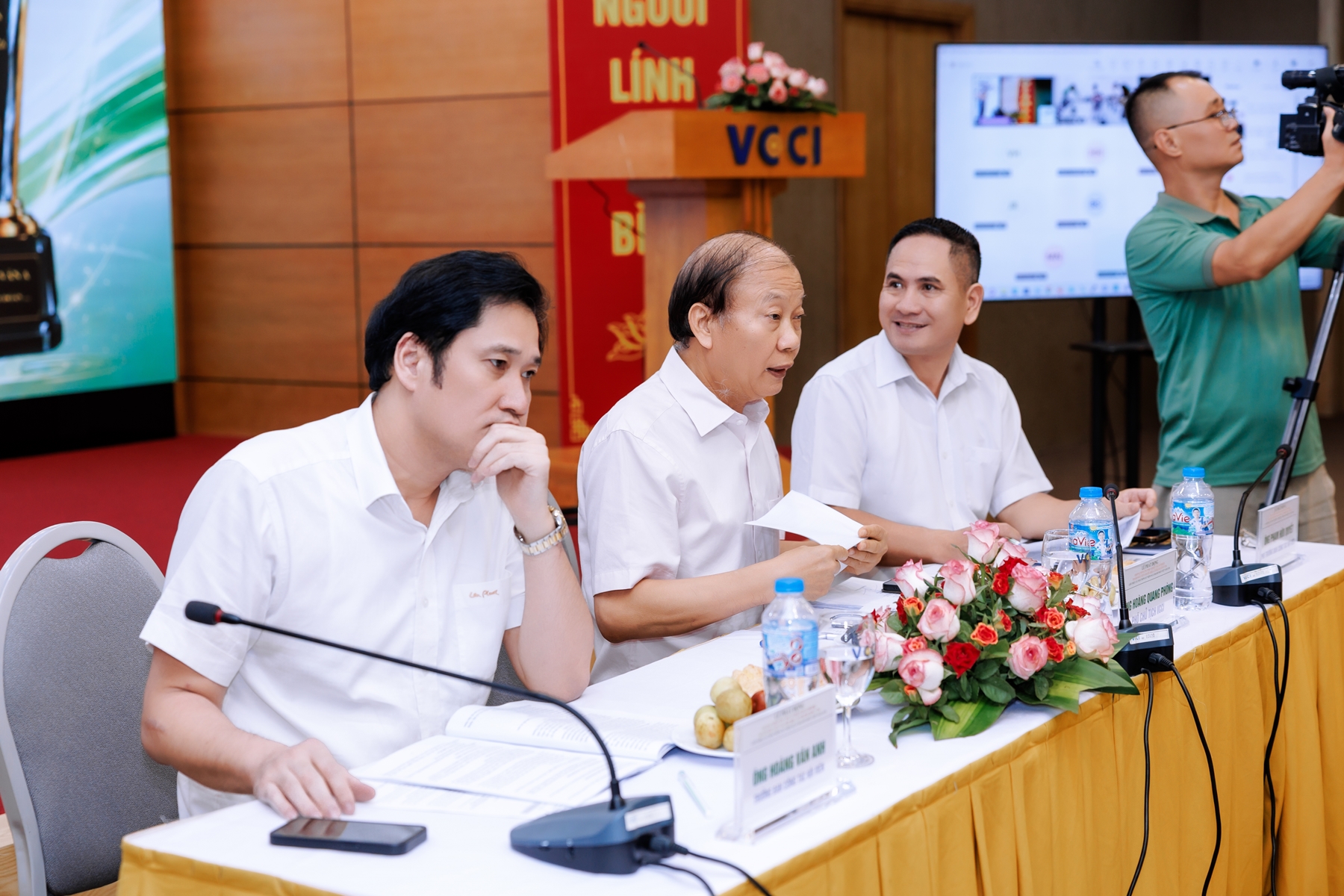 “Doanh nhân Việt Nam tiêu biểu - Cúp Thánh Gióng” 11/8/2026