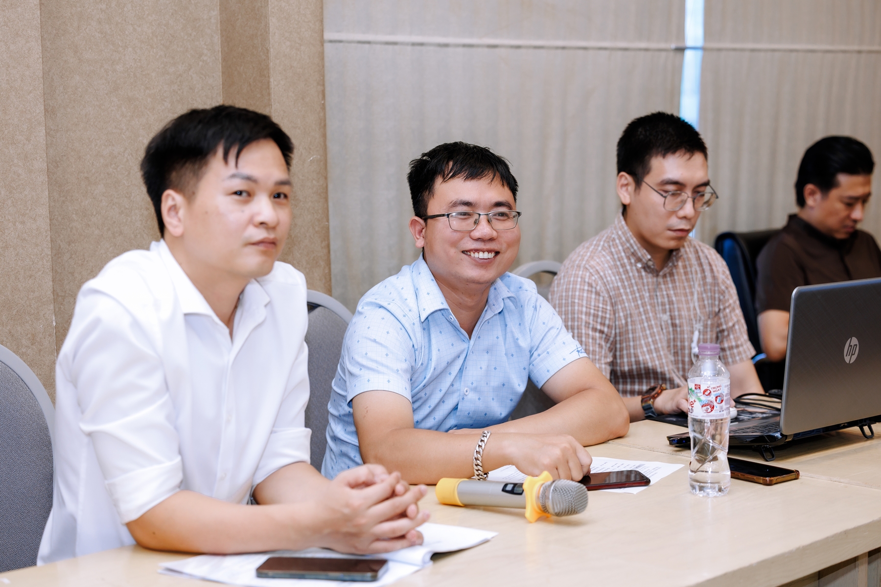 “Doanh nhân Việt Nam tiêu biểu - Cúp Thánh Gióng” 11/8/2026