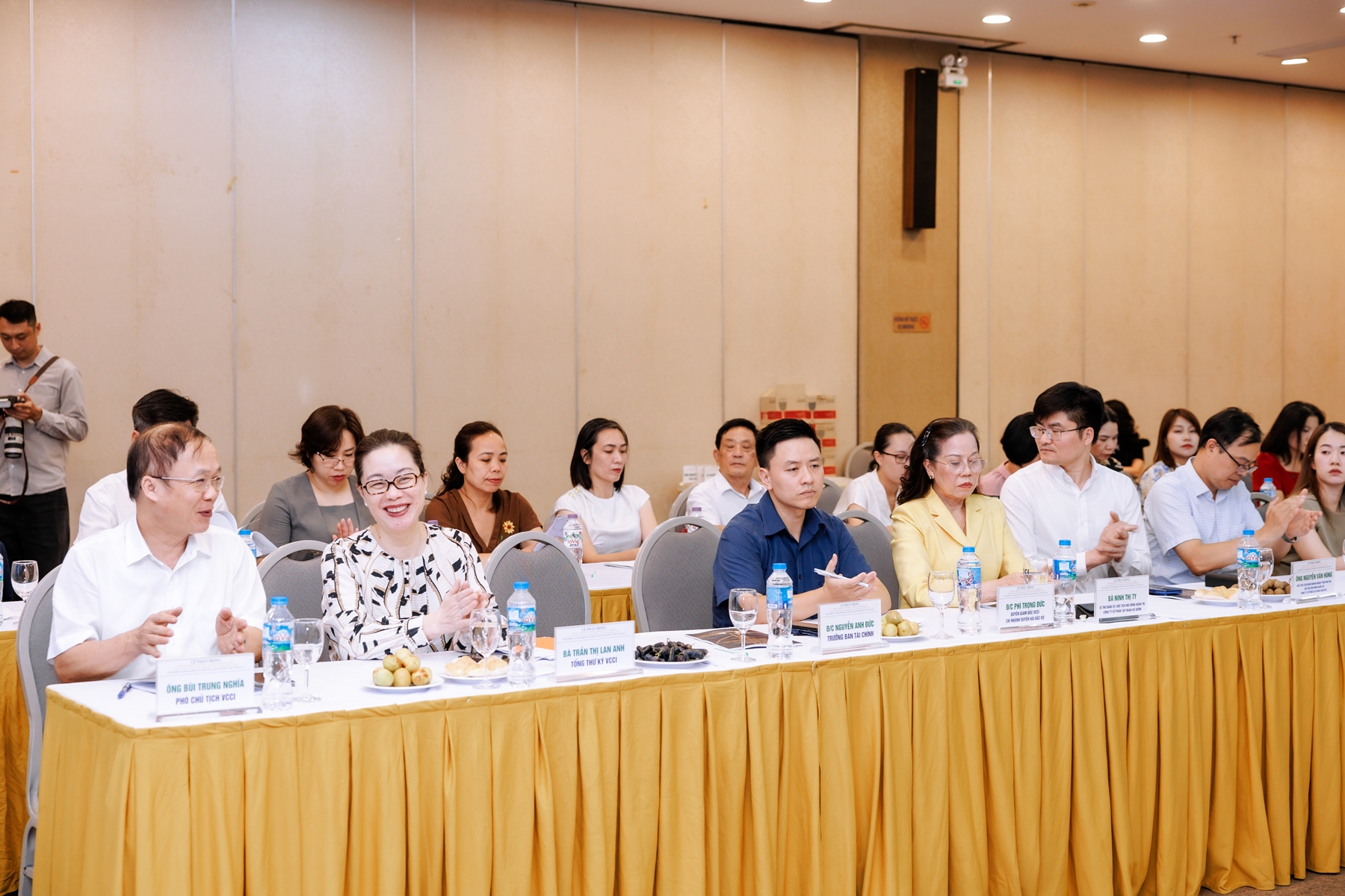 “Doanh nhân Việt Nam tiêu biểu - Cúp Thánh Gióng” 11/8/2026