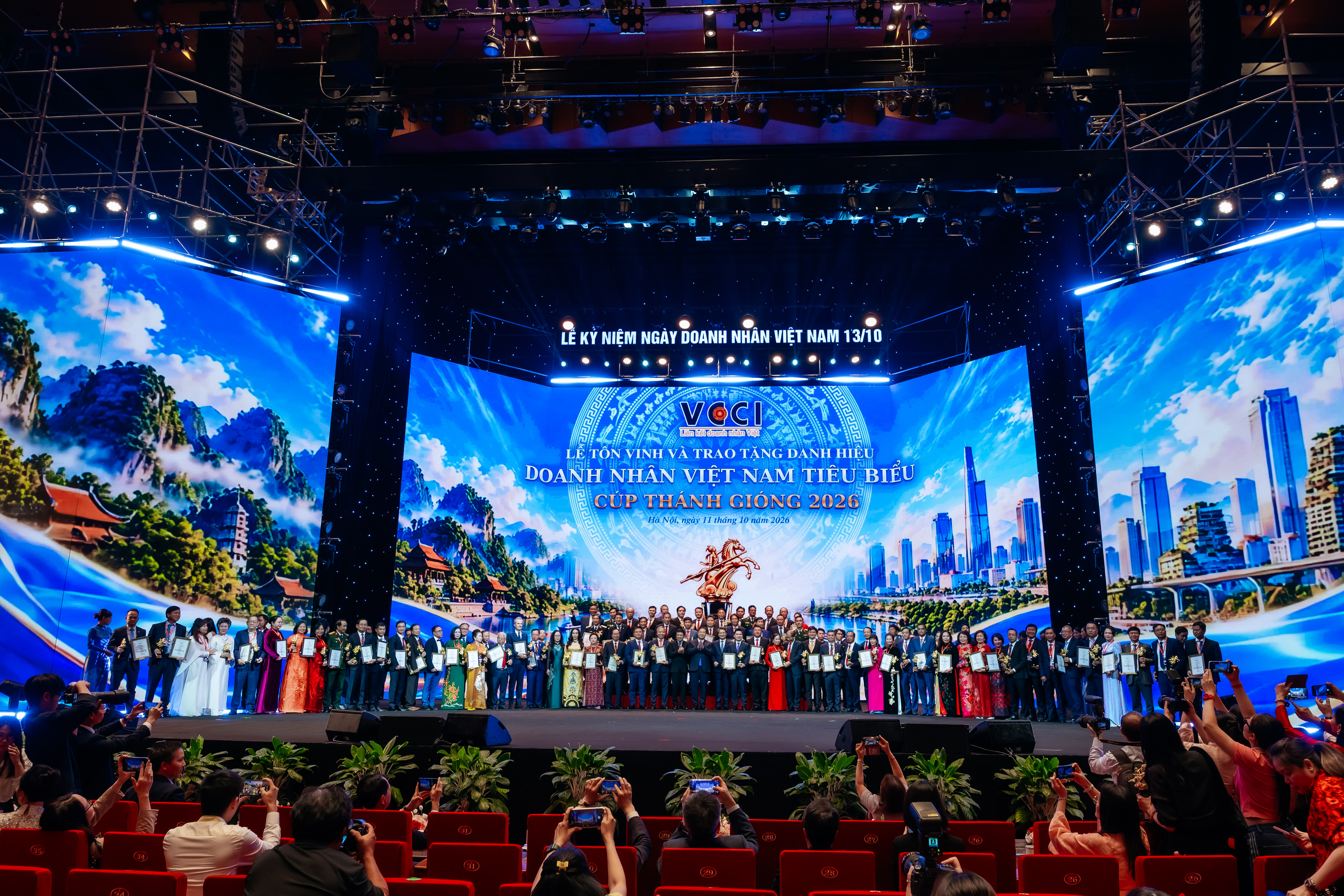 Lễ Kỷ niệm và Tôn vinh “Doanh nhân Việt Nam tiêu biểu – Cúp Thánh Gióng” năm 2026 11/10/2026