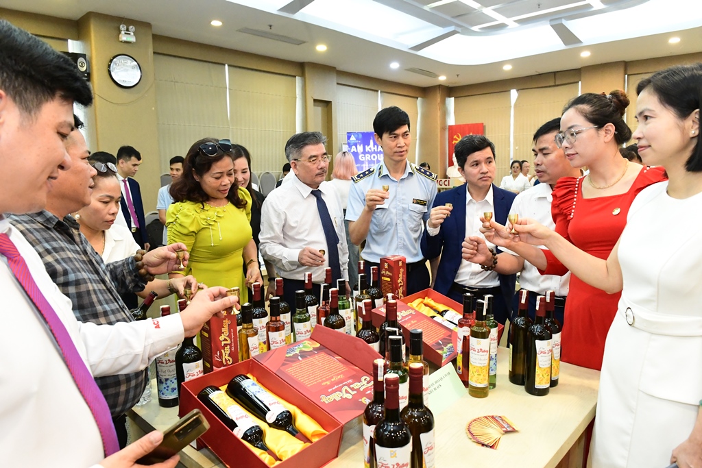 Diễn đàn Hợp tác phát triển kinh tế bảo vệ thương hiệu – Bảo vệ người tiêu dùng năm 2024 ACTIV-VCCI  26/4/2024