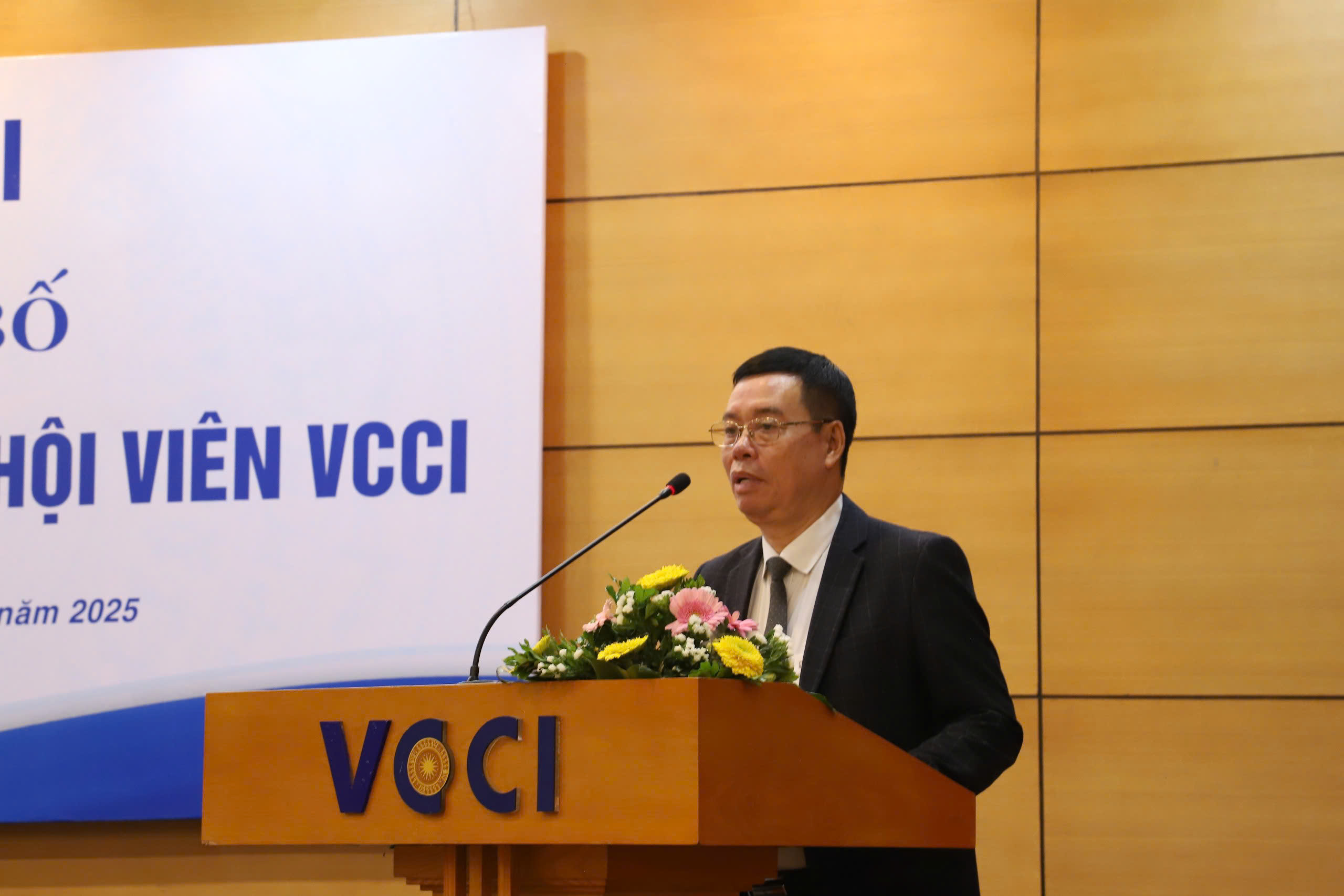 Công bố trao chứng nhận hội viên VCCI ngày 29/12/2025
