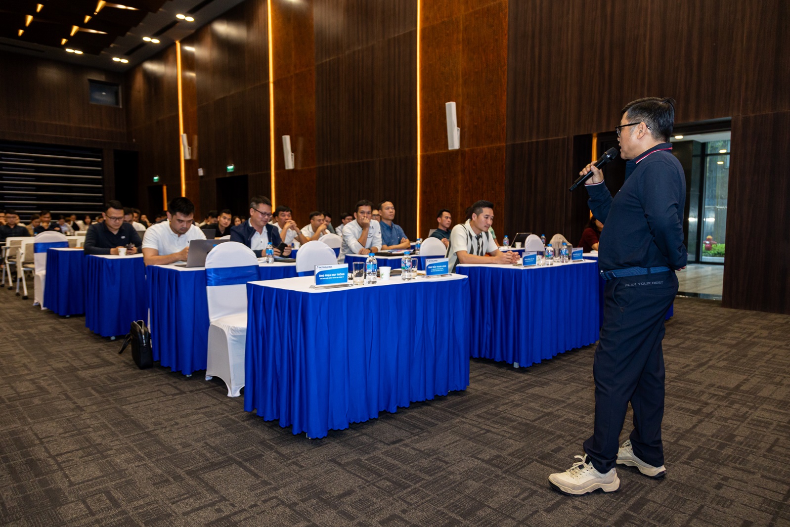 [VCCI BIZIC - PETROLIMEX] Khai giảng chương trình đào tạo Ứng dụng Trí tuệ Nhân tạo (AI): Giải pháp nâng tầm hiệu suất công việc cho doanh nghiệp hiện đại 21-22/03/2026