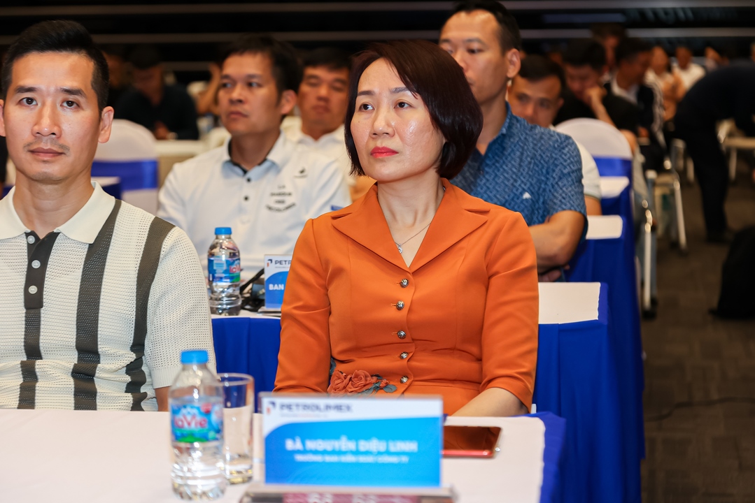 [VCCI BIZIC - PETROLIMEX] Khai giảng chương trình đào tạo Ứng dụng Trí tuệ Nhân tạo (AI): Giải pháp nâng tầm hiệu suất công việc cho doanh nghiệp hiện đại 21-22/03/2026