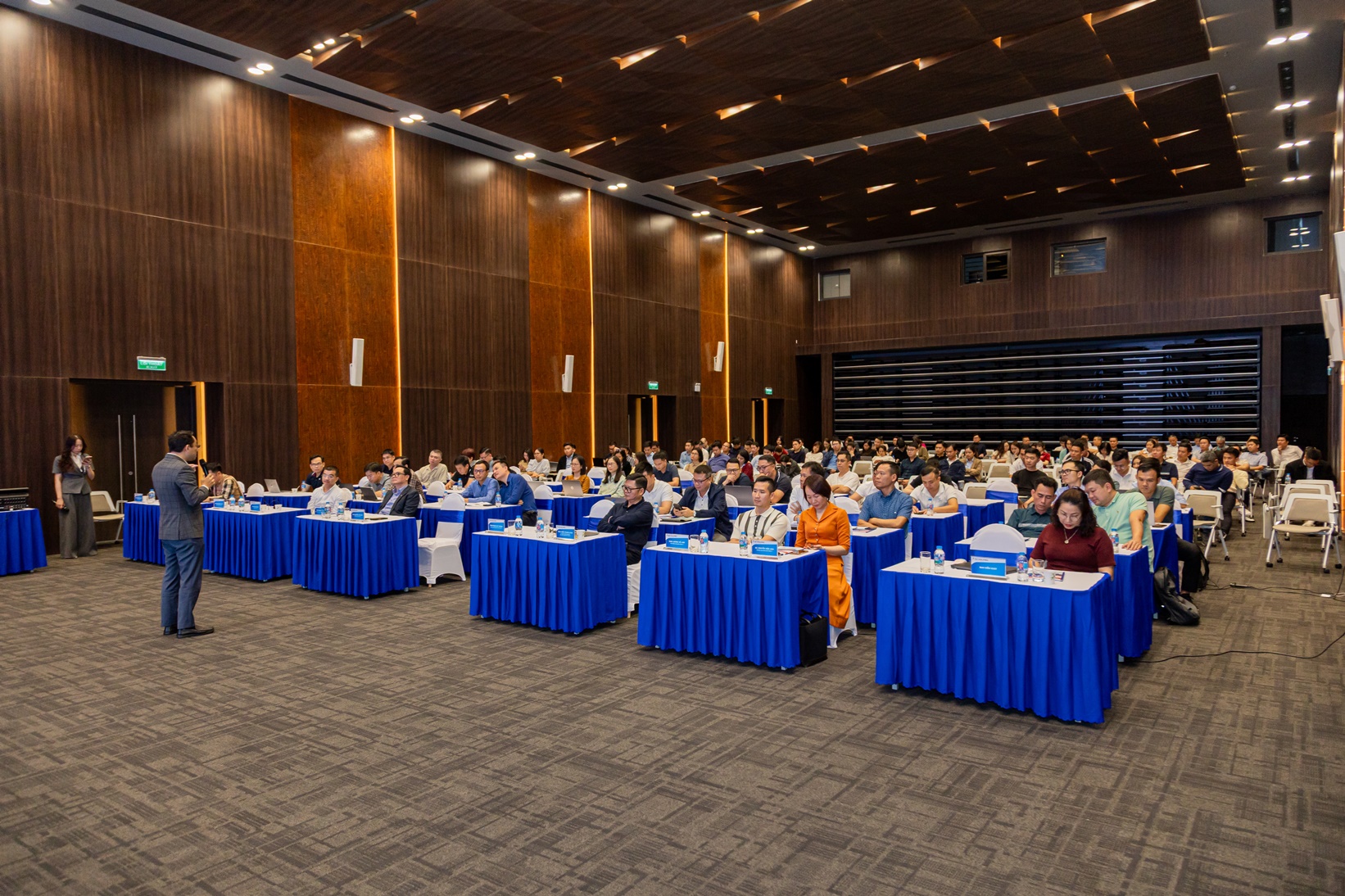 [VCCI BIZIC - PETROLIMEX] Khai giảng chương trình đào tạo Ứng dụng Trí tuệ Nhân tạo (AI): Giải pháp nâng tầm hiệu suất công việc cho doanh nghiệp hiện đại 21-22/03/2026