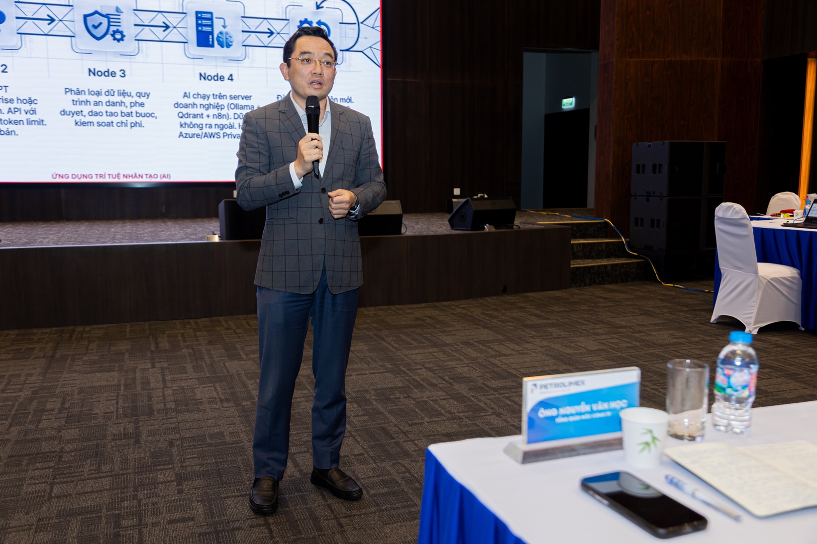 [VCCI BIZIC - PETROLIMEX] Khai giảng chương trình đào tạo Ứng dụng Trí tuệ Nhân tạo (AI): Giải pháp nâng tầm hiệu suất công việc cho doanh nghiệp hiện đại 21-22/03/2026