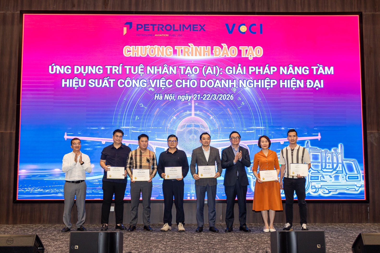 [VCCI BIZIC - PETROLIMEX] Khai giảng chương trình đào tạo Ứng dụng Trí tuệ Nhân tạo (AI): Giải pháp nâng tầm hiệu suất công việc cho doanh nghiệp hiện đại 21-22/03/2026