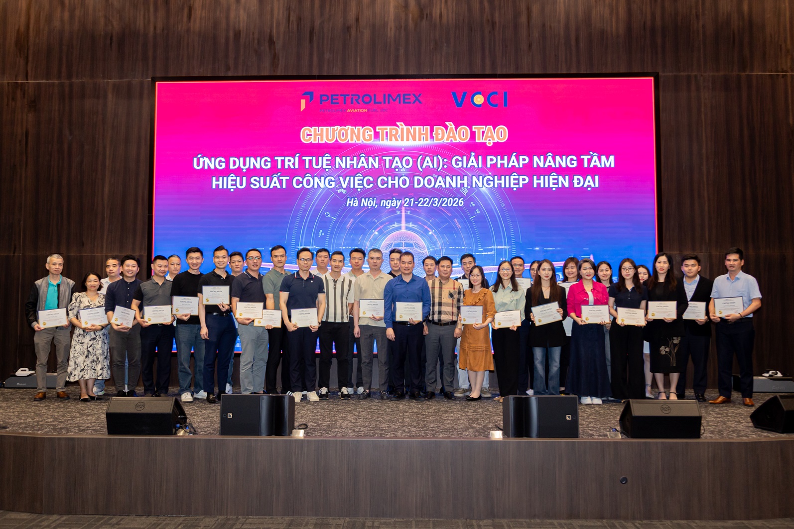 [VCCI BIZIC - PETROLIMEX] Khai giảng chương trình đào tạo Ứng dụng Trí tuệ Nhân tạo (AI): Giải pháp nâng tầm hiệu suất công việc cho doanh nghiệp hiện đại 21-22/03/2026