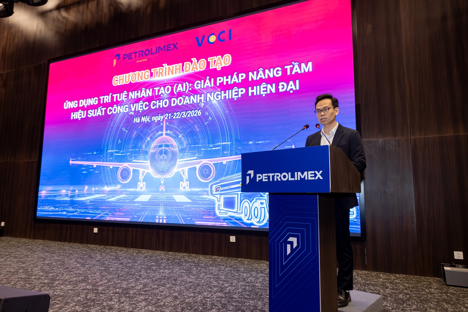 [VCCI BIZIC - PETROLIMEX] Khai giảng chương trình đào tạo Ứng dụng Trí tuệ Nhân tạo (AI): Giải pháp nâng tầm hiệu suất công việc cho doanh nghiệp hiện đại 21-22/03/2026