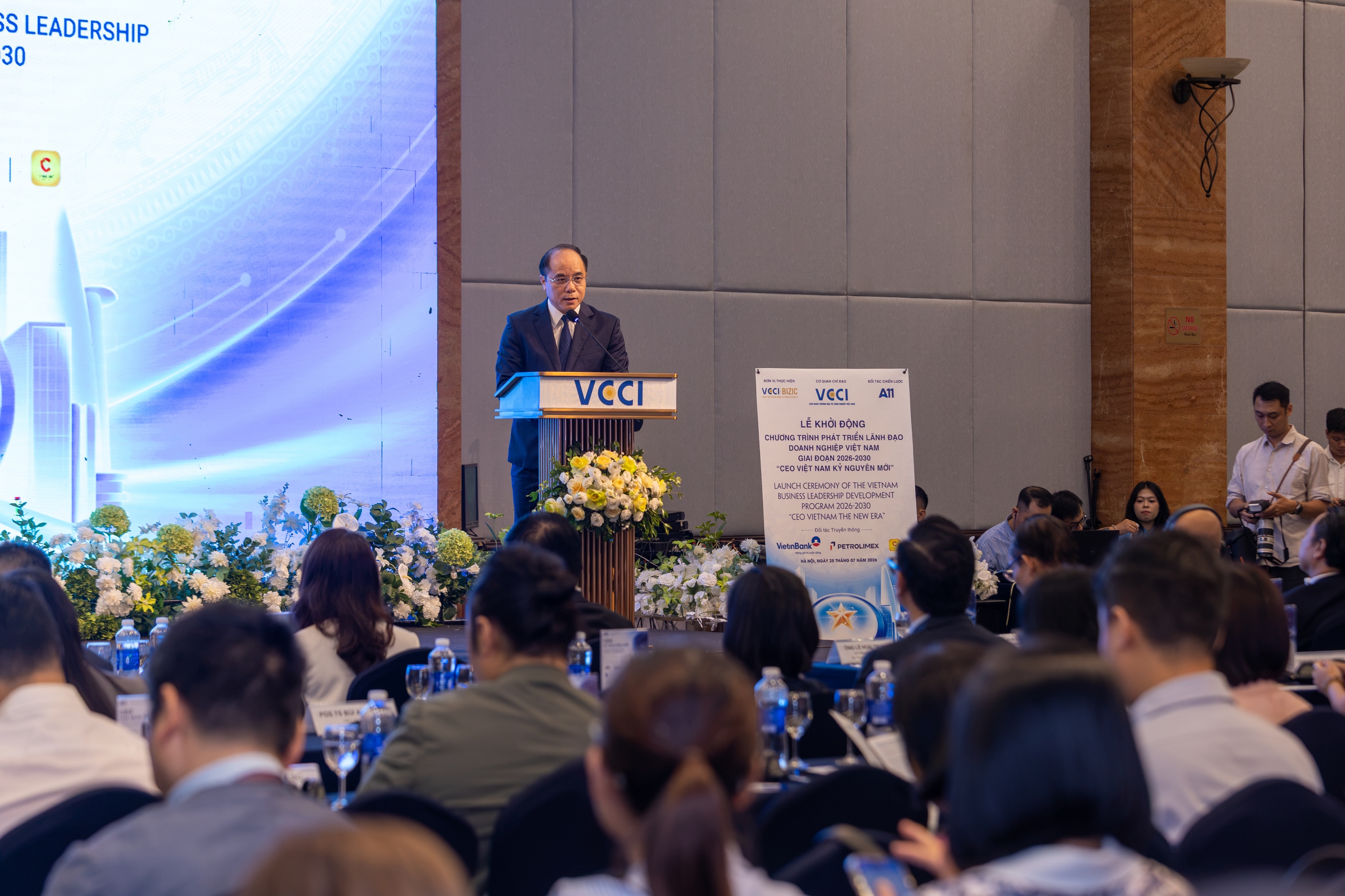 Lễ khởi động Chương trình phát triển lãnh đạo Doanh nghiệp Việt Nam “CEO Việt Nam Kỷ nguyên mới” 25/7/2026