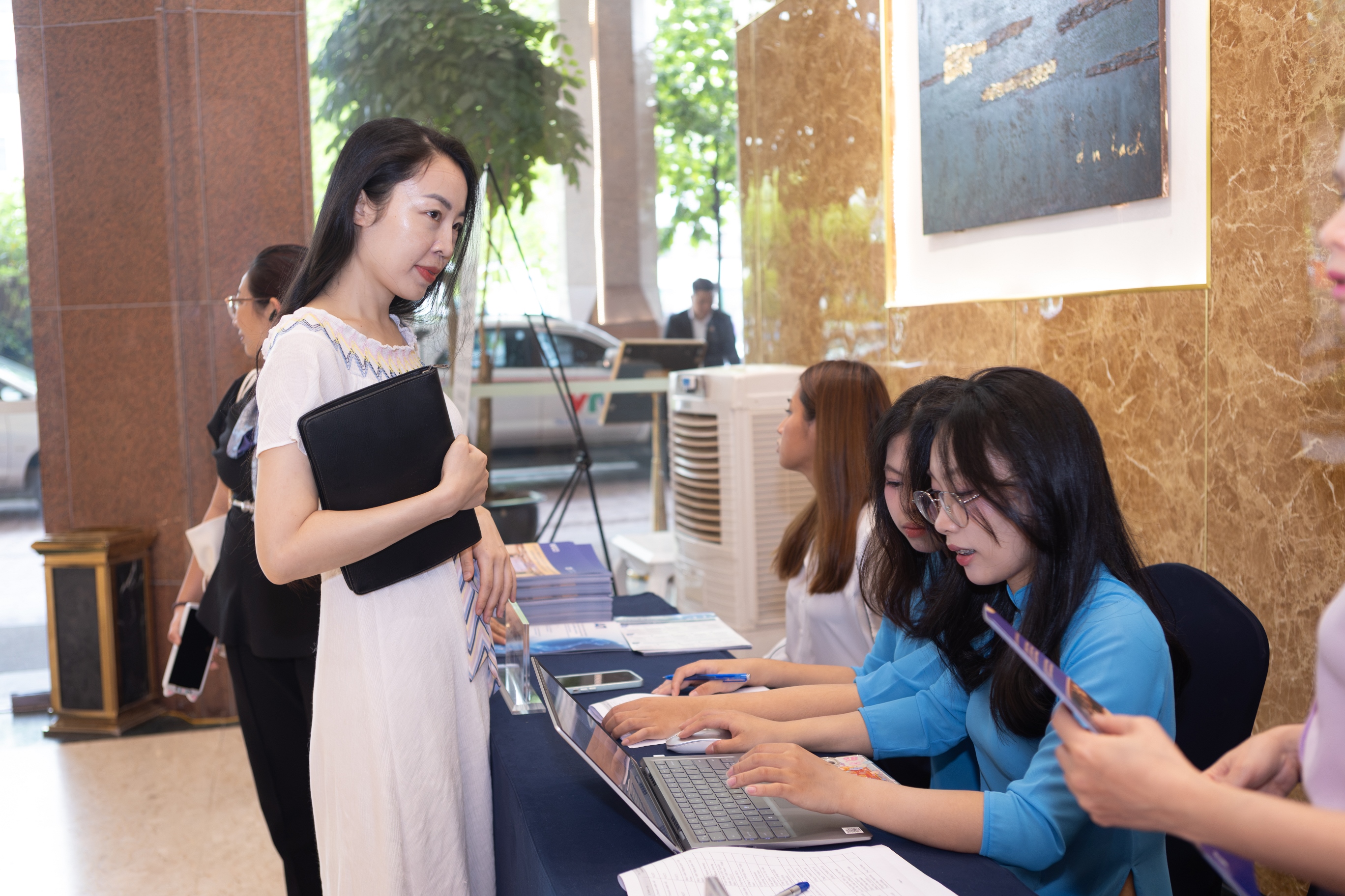 Lễ khởi động Chương trình phát triển lãnh đạo Doanh nghiệp Việt Nam “CEO Việt Nam Kỷ nguyên mới” 25/7/2026
